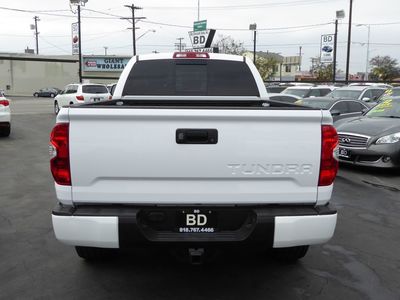 2014 Toyota Tundra 4WD Truck SR5