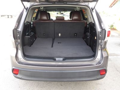 2016 Toyota Highlander LE
