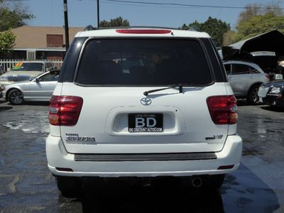 2004 Toyota Sequoia Limited